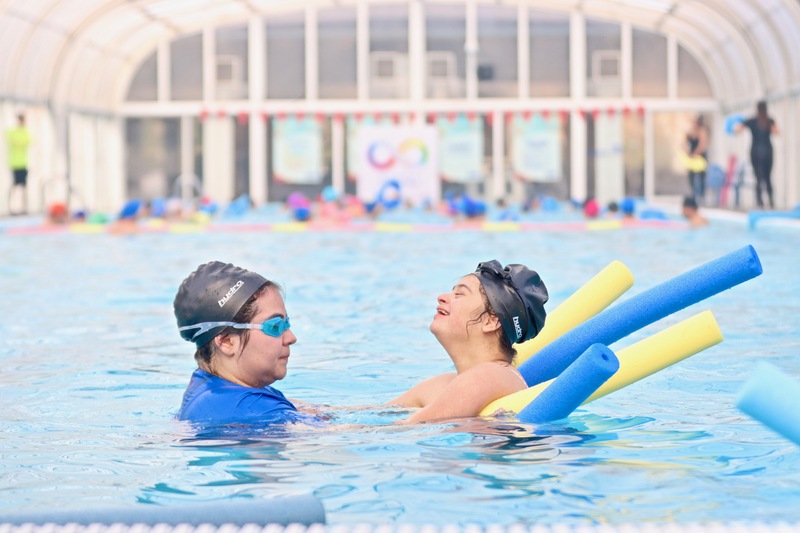 TALLER DE NATACIÓN EXTRAESCOLAR